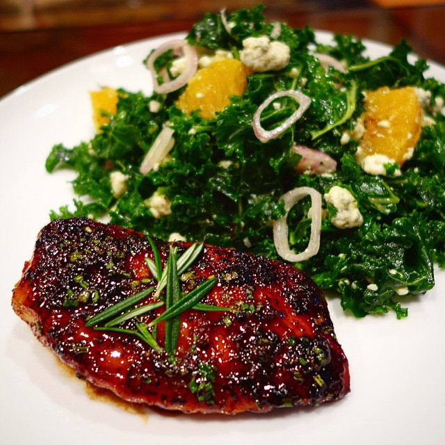 Home Chef - Honey-rosemary chicken with bleu cheese, kale and citrus salad