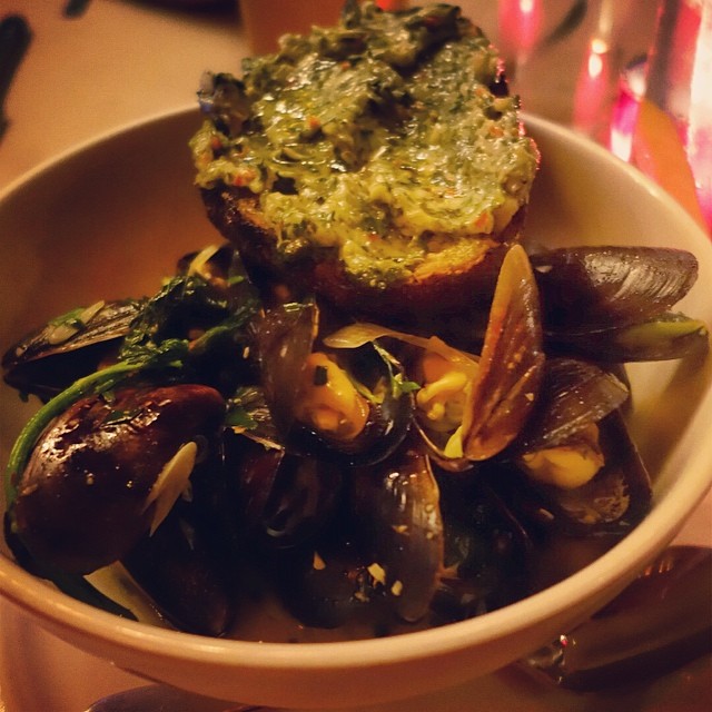 The Spotted Pig – Mussels with nettle butter toast