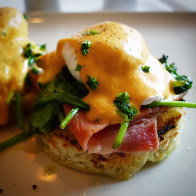 Bareli’s – Secaucus NJ – Benedicto – aka eggs benedict – focaccia, seasoned spinach, poached egg and tomato hollandaise