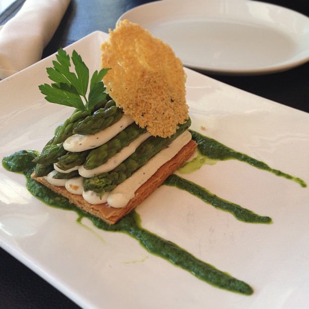 Brassiere Cognac – Midtown – NYC – Asparagus Feuillette