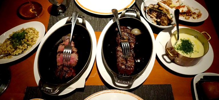 Aerial view of the main course. NOMMMM.