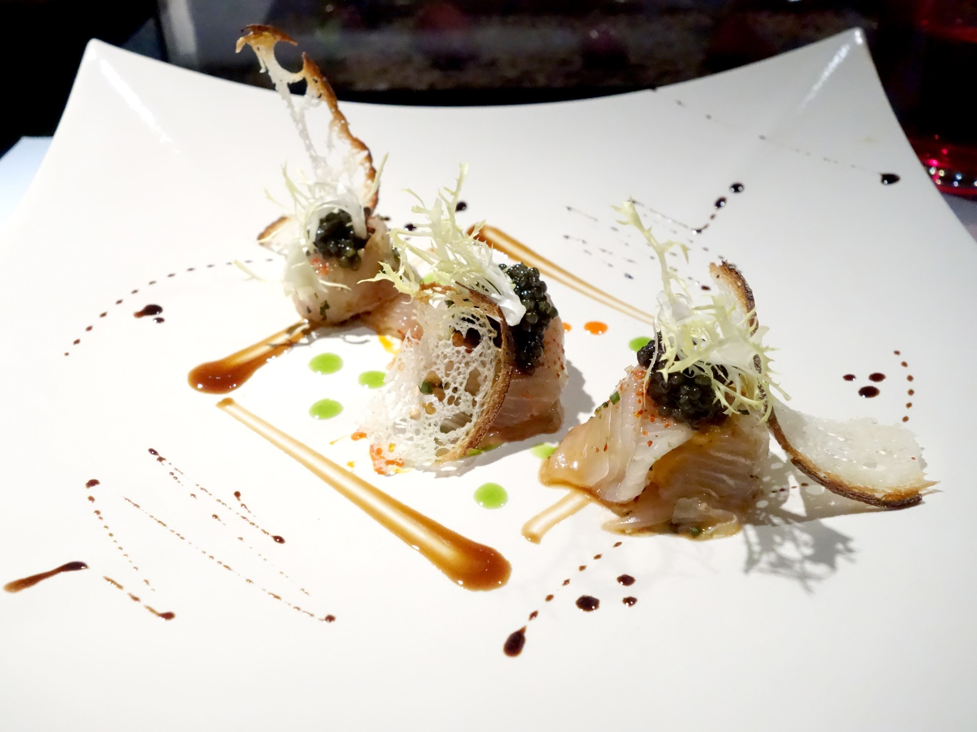 L’Atelier – by Joël Robuchon, Las Vegas – Le Hamachi – Yellowtail served as ravioli, sea urchin and Osetra caviar. I didn’t know what to expect when I saw the description of this, look how pretty! Delicious too.